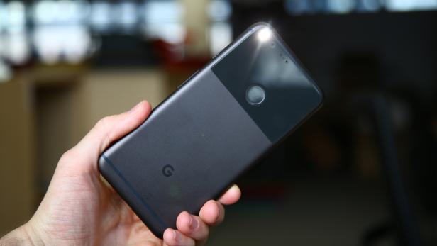 Google Pixel XL Google Pixel XL