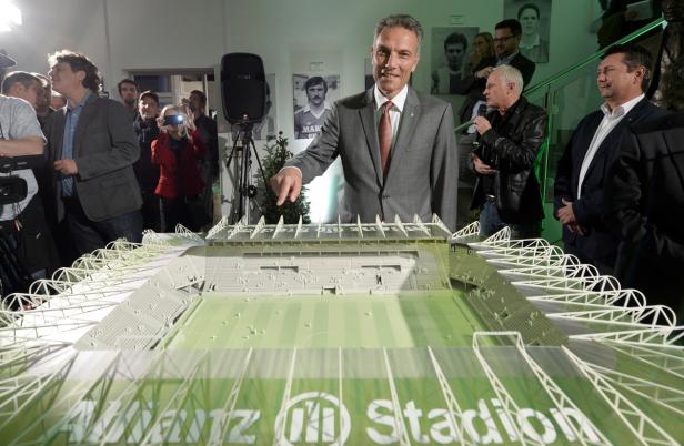 MODELL-PRÄSENTATION ALLIANZ STADION: KRAMMER