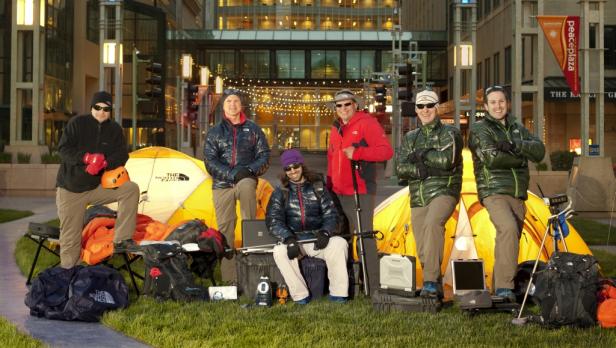 Das Ärzte-Team der Mayo Clinic vor ihrer Abreise zum Mount Everest