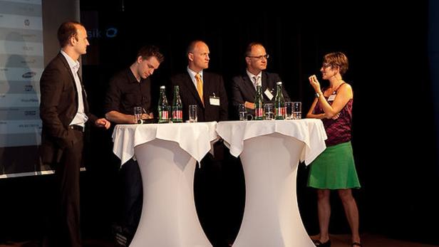 Die Teilnehmer der APA-EBC-Podiumsdiskussion