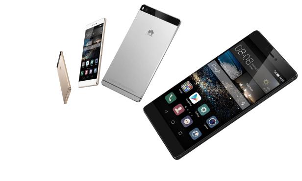 Drei Huawei-Smartphones in Gold, Silber und Schwarz werden schräg vor einem weißen Hintergrund gezeigt.