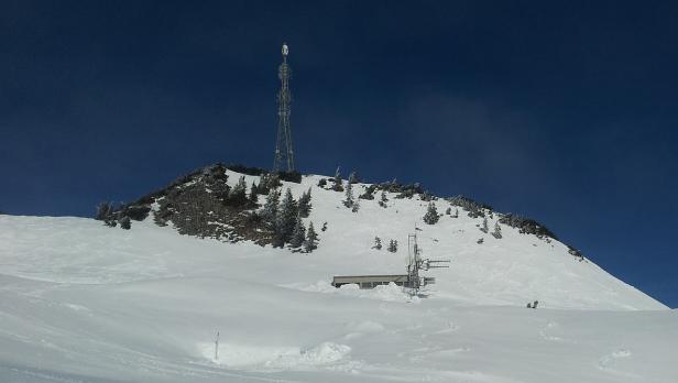 Mobilfunk Mast Witterung Schnee Eis Berg Handy