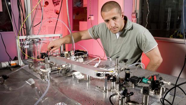 Der Isotope Ratio-Meter im Labor.
