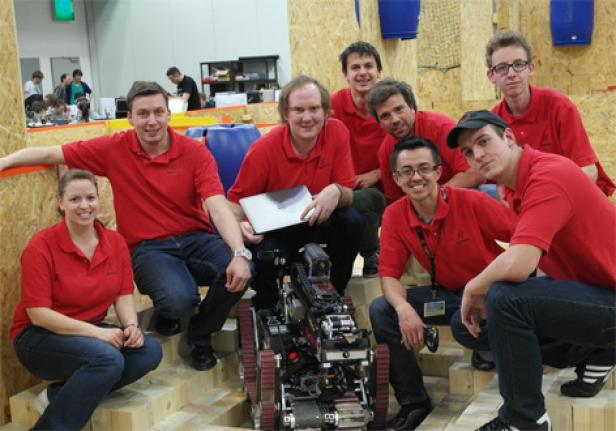 Das Team (v.l.n.r.): Christina Mergl, Michael Zauner, Armin Hopf, Christoph Diendorfer, Roland Giuliano, Raimund Edlinger, Thomas Penkner, David Stiebinger.