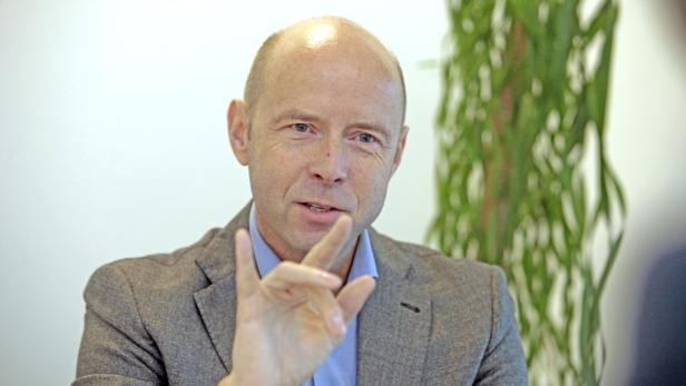 Peter Saak, Canon Austria, GF , Interview…