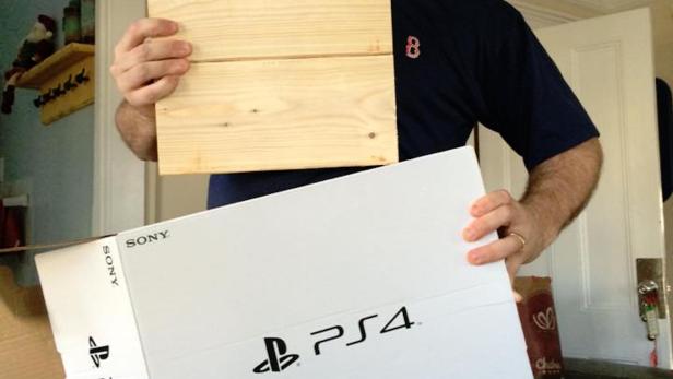 Fake PlayStation Holz Betrug USA
