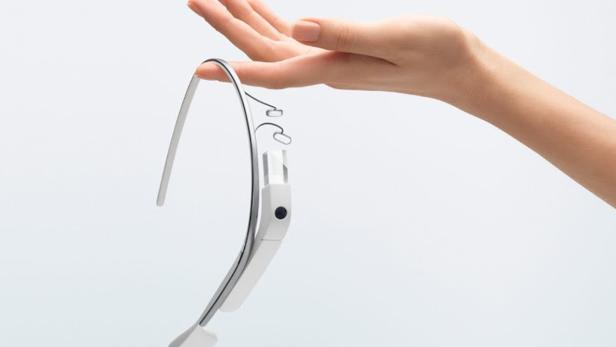 Der erste Blick durch Google Glass war ebenso aufregend wie ungewohnt