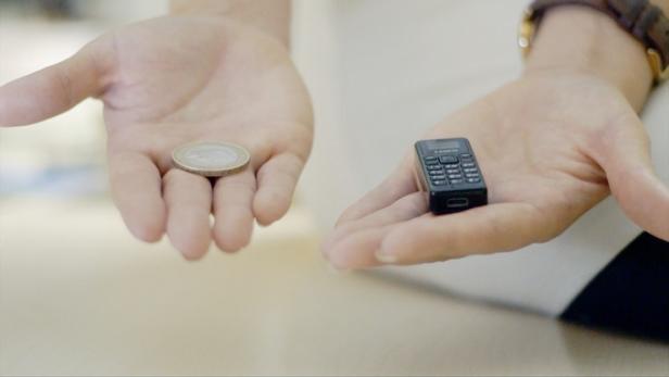 Tiny T1: Das kleinste Handy der Welt wiegt 13 Gramm - Telekom