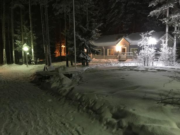 Vom Schneesturm in die gemütliche Unterkunft
