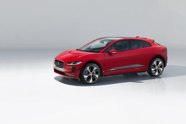 jaguar_jipace19mystudio01031805.jpg