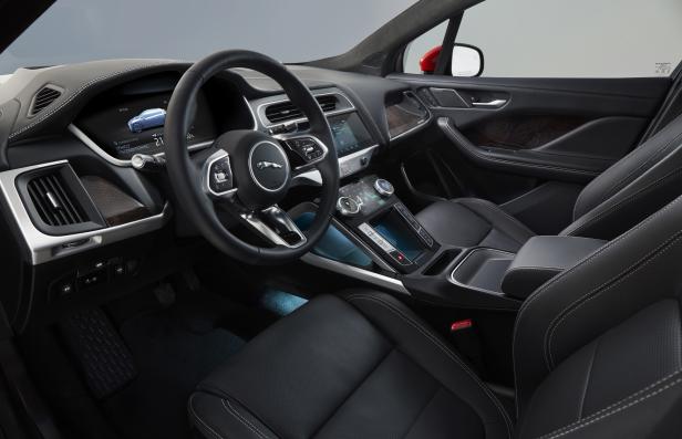 jaguar_jipace19mystudio01031815.jpg