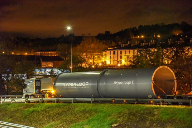 hyperlooptt_tube_5.jpg