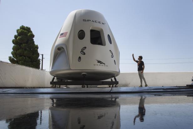 US-SPACEX-PREPARES-FOR-FIRST-MANNED-SPACEFLIGHT-WITH-NASA-ASTRON