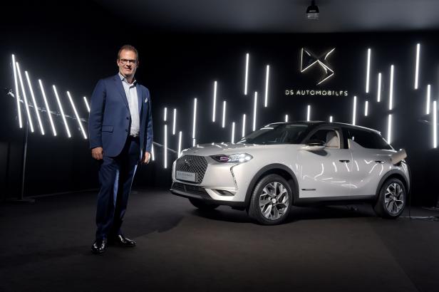 FRANCE-AUTO-DS3-CROSSBACK-E TENSE