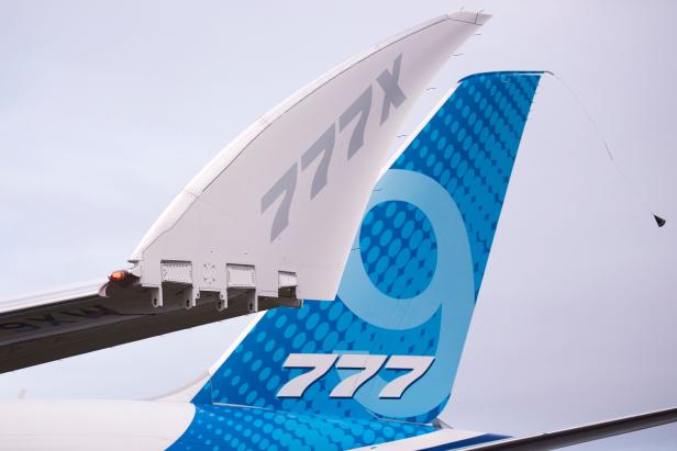 us-aerospace-transport-boeing-777x-aviation