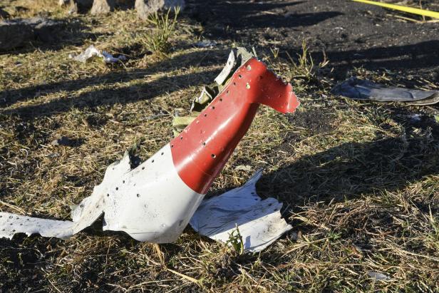 Ethiopian Airlines plane en route from Addis Ababa to Nairobi crashed