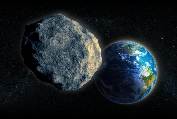 Large Asteroid closing in on Earth