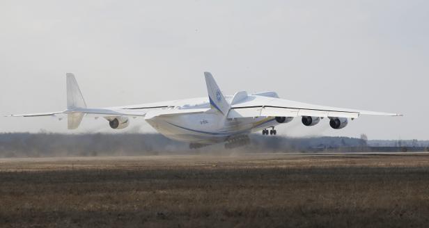 An Antonov An-225 Mriya cargo plane takes off during its first commercial flight after renovation from an airfield in the settlement of Hostomel outside Kiev