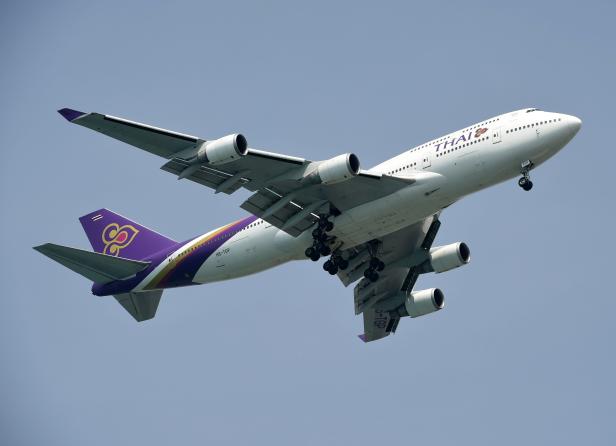 FILES-THAILAND-AVIATION-HEALTH-VIRUS-THAIAIRWAYS