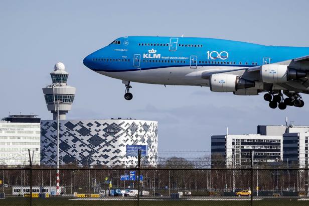 Dutch airline KLM retires Boeing 747 fleet early due to Coronavirus crisis