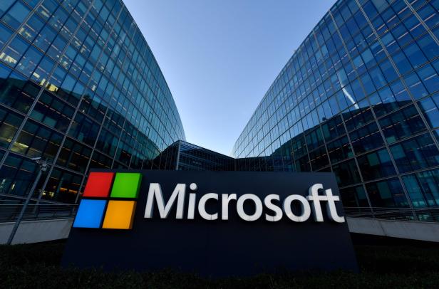 FILES-FRANCE-ECONOMY-MICROSOFT-WORK-IT-HEALTH-VIRUS