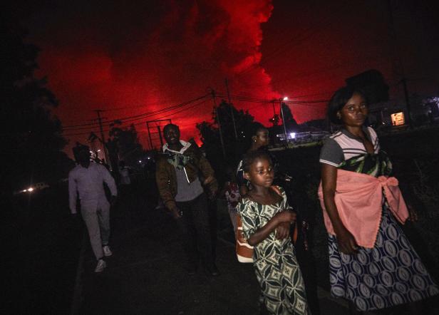 Nyiragongo volcano erupts