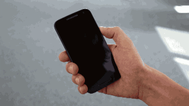 Motorola Moto G GIF