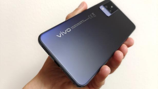 Vivo V21 5G im Test: OLED-Display, tolle Selfie-Kamera, schlankes Design