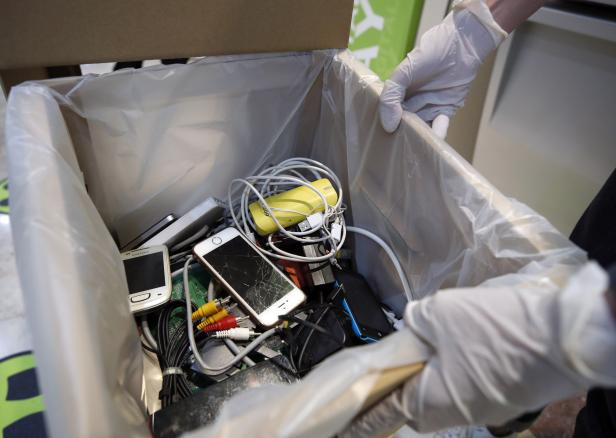 Thai mobile phone operator launches e-waste disposal campaign