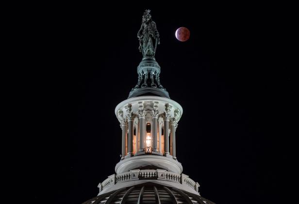 US-ASTRONOMY-MOON-ECLIPSE