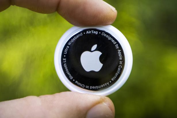Apple enters tracking market with AirTag