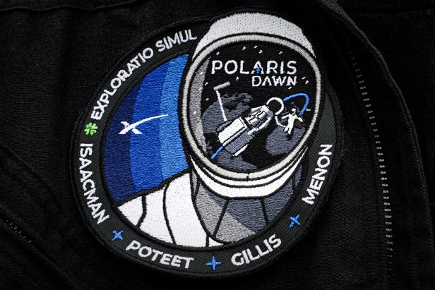 CORRECTION-US-SPACE-SPACEX-ISAACMAN-POLARIS