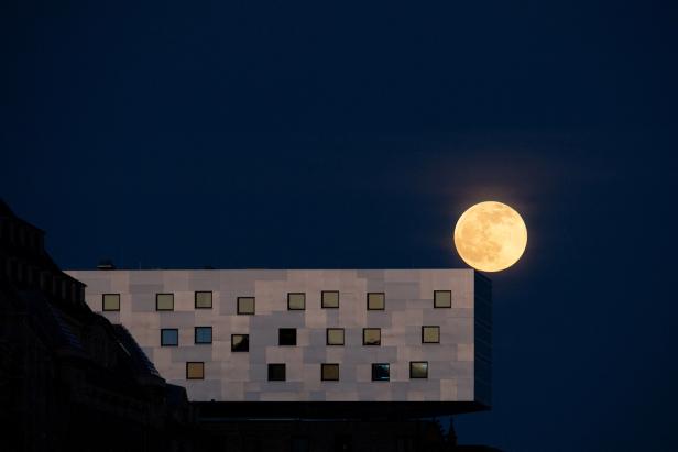 Full moon over Berlin