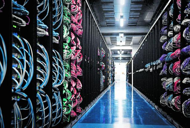 FRANCE-TECHNOLOGY-DATA CENTER-SCALEWAY