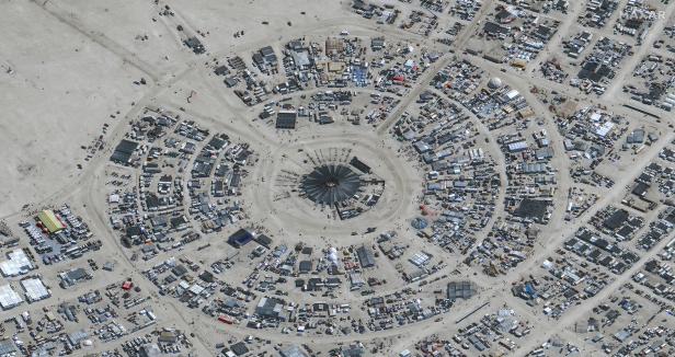 FILES-US-ENTERTAINMENT-FESTIVAL-BURNINGMAN-WEATHER