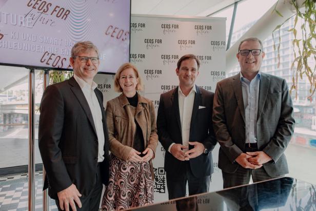 Rudolf Schrefl – CEO Drei Österreich, Birgit Kraft-Kinz – CEOs FOR FUTURE Obmann-Stellvertreterin, Hermann Erlach – General Manager Microsoft Österreich, Marco Porak – Generaldirektor IBM Österreich