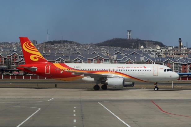 Airbus A320 der Lucky Air