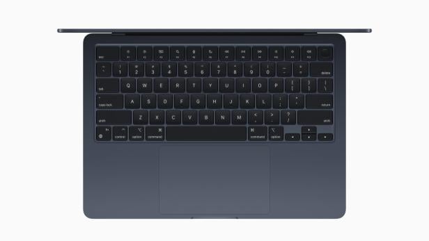 apple-macbook-air-keyboard-240304.jpg