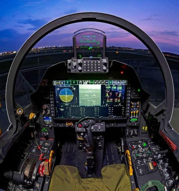 f-15exeagle-cockpit.jpeg