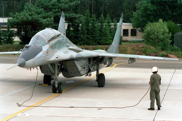 Eine deutsche MiG-29 beim US-Stützpunkt Ramstein