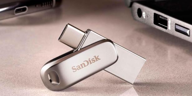 6usb-stick.jpg