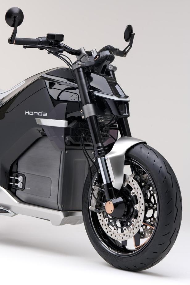 5052372025hondaevfunconcept.jpg