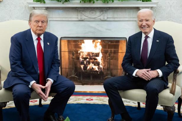 US-POLITICS-TRUMP-BIDEN