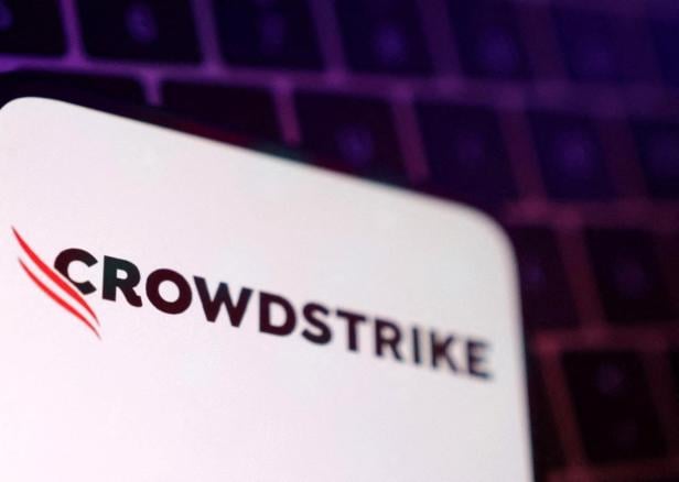 FILE PHOTO: Illustration shows CrowdStrike logo