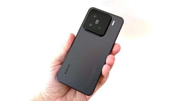 xiaomi15-1a.jpg