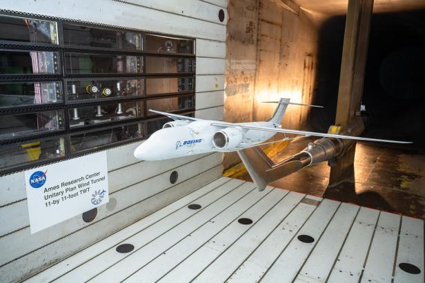 Ein Modell der X 66 im NASA-Forschungszentrum in Kalifornien. Ein Modell der X 66 im NASA-Forschungszentrum in Kalifornien.