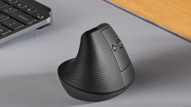 logitech-lift-4.jpg