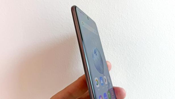 vivo-v50-2.jpg
