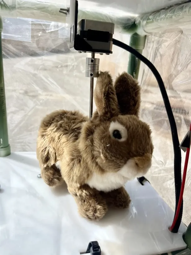 Die Geräte sehen aus wie Kuscheltiere.