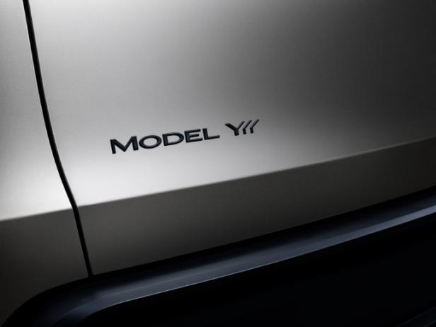 Vorschau Tesla Model Y L Vorschau Tesla Model Y L